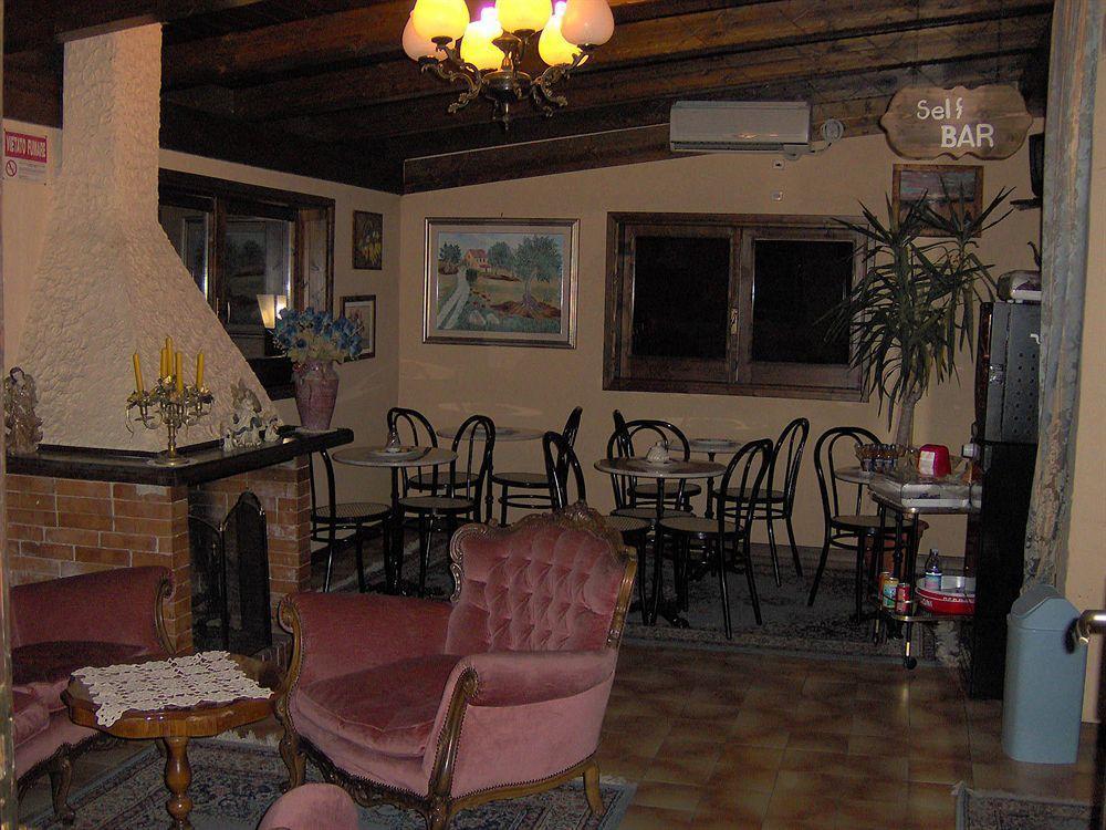 Bed & Breakfast Santa Fara Bari Extérieur photo