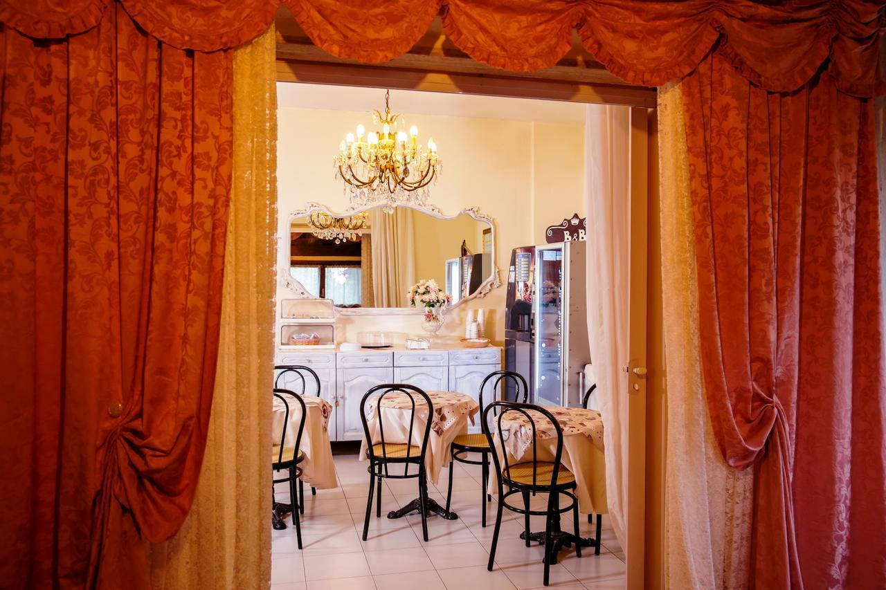 Bed & Breakfast Santa Fara Bari Extérieur photo